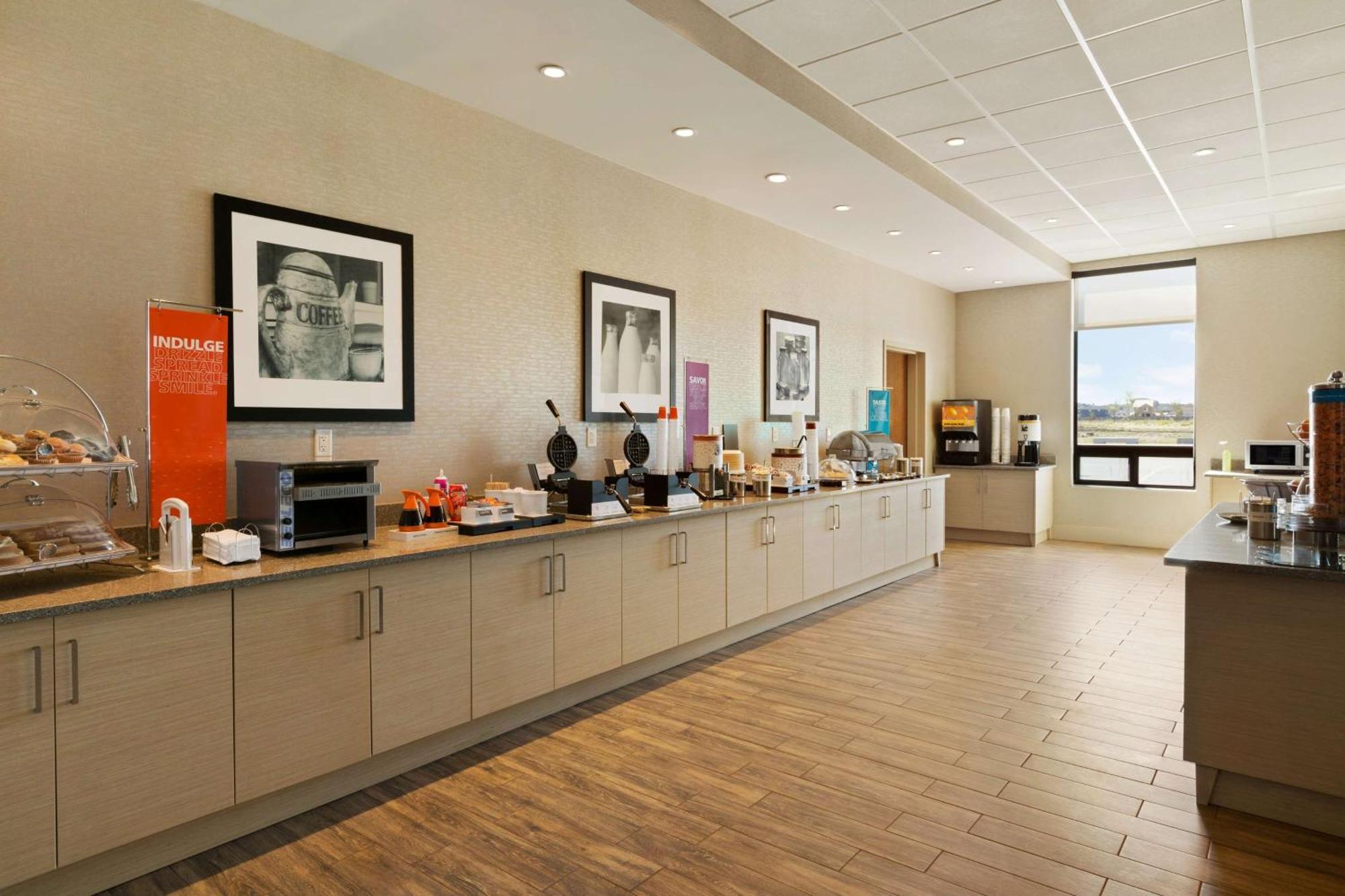Hampton Inn By Hilton Edmonton/Sherwood Park Exterior photo