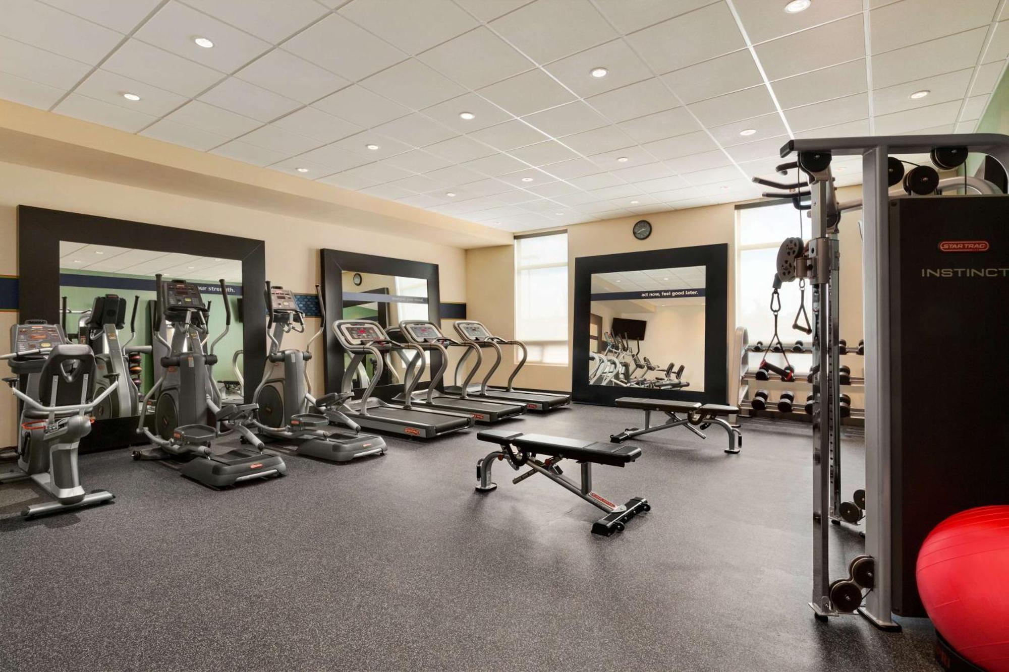 Hampton Inn By Hilton Edmonton/Sherwood Park Exterior photo